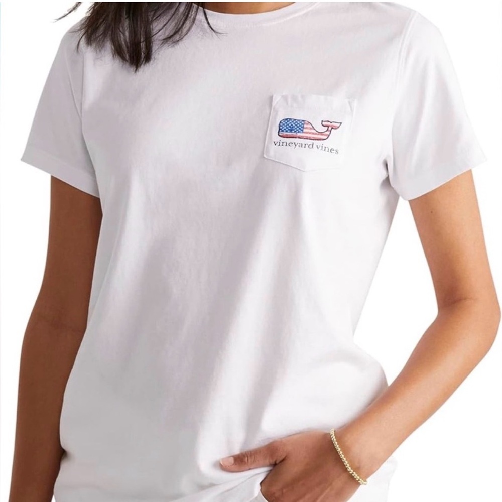 NWT Vineyard Vines Women’s White Short-Sleeve Pocket Tee w Flag Whale Patch